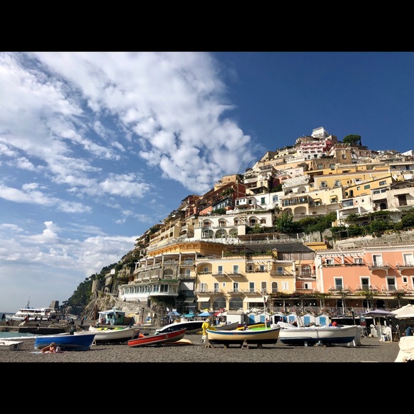 Meet your Posher, Kristy - Picture 1 of 1